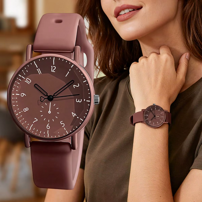 Women’s Casual Silicone Quartz Fashion Watch